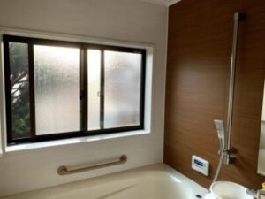 お風呂のカビ対策!最後はお湯?水?扉は閉める?